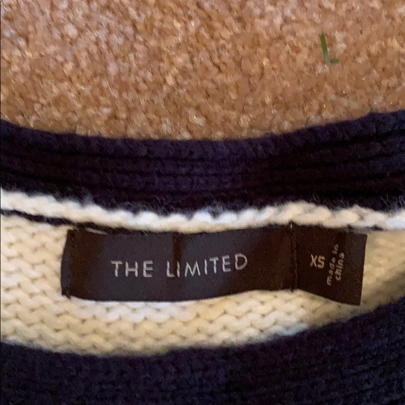 The Limited sweater - Picture 3 of 3